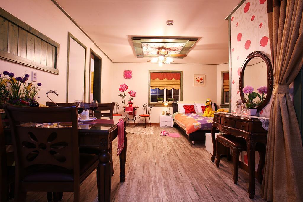 Muju Iris Pension Exterior photo