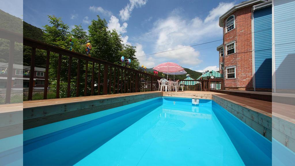 Muju Iris Pension Exterior photo